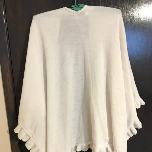 Peter Nygard Ladies White Wrap One Size NWT - Picture 2 of 2